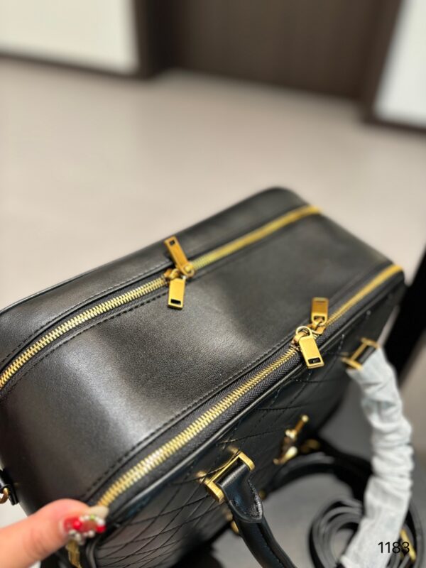 ⁦Ysl⁩ - الصورة ⁦2⁩