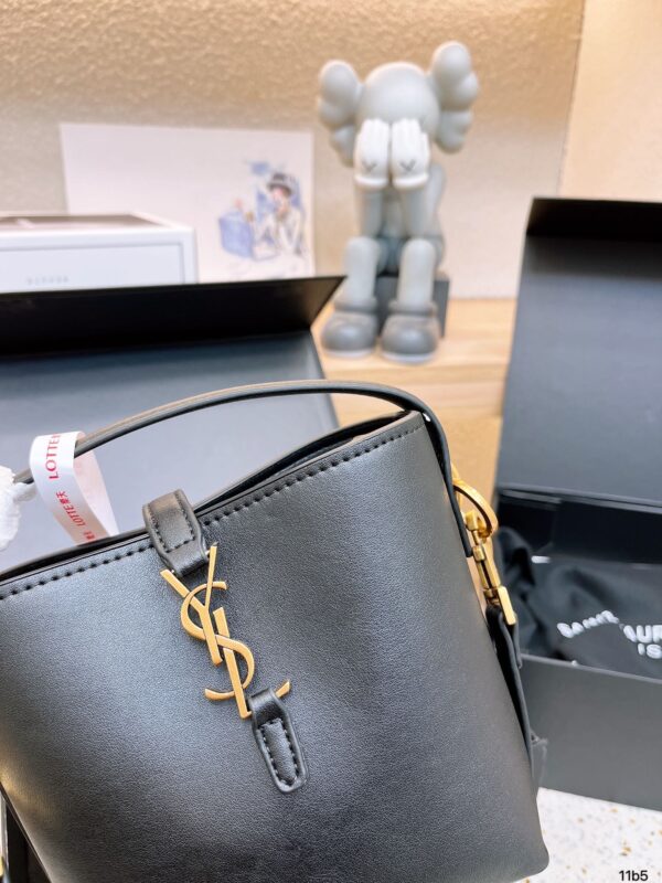 ⁦Ysl⁩ - الصورة ⁦3⁩
