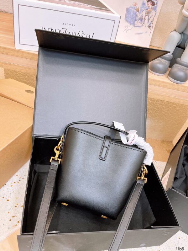 ⁦Ysl⁩ - الصورة ⁦4⁩