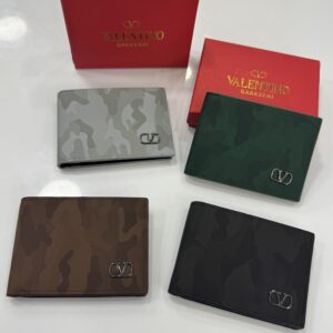 Valentino wallet