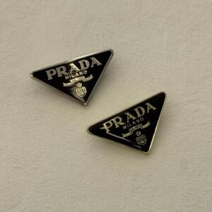 Prada brosh