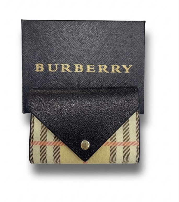 BURBERRY - الصورة 3