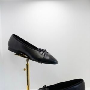 Chanel ballerinas