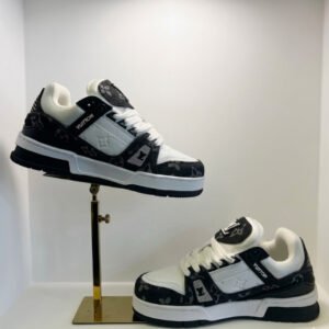 LV  shoes
