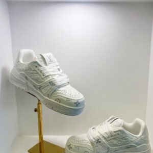 LV shoes