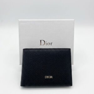 Dior wallet