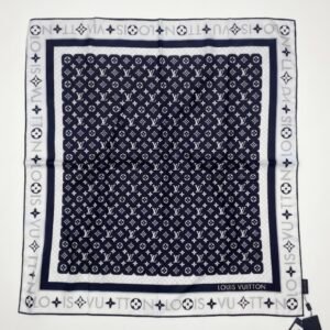 LV scarf