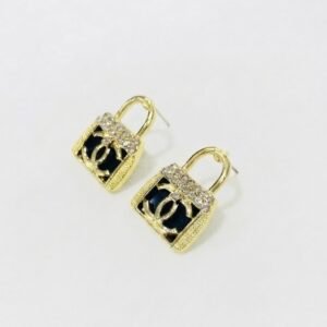 Chanel earring