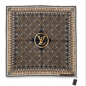 LV scarf